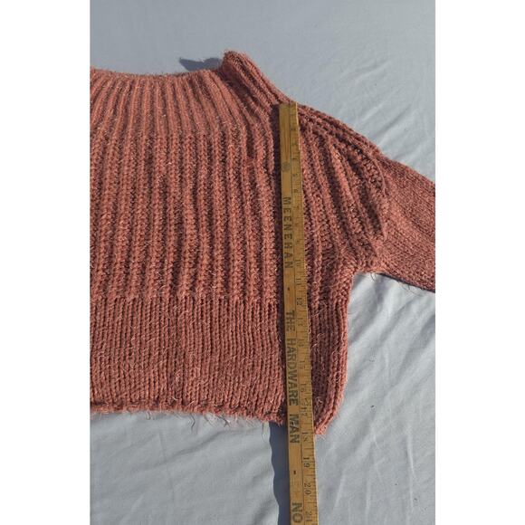 Love Tree Chunky Knit Sweater Womens Medium Dusty Rose Fuzzy Cropped Long Sleeve - Picture 5 of 8